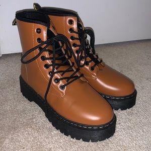 Unilady brown combat boots